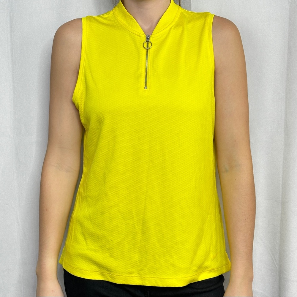 Nike Dri-Fit Sleeveless Tank Top High Neckline Texture Standard Fit Athletic Zip